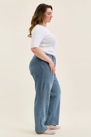 Kimberly Straight Fit (Medium Wash) - PLUS