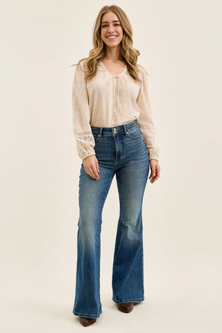 Jaqueline Flare With Double Button And Shield Pockets