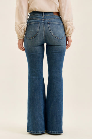 Jaqueline Flare With Double Button And Shield Pockets
