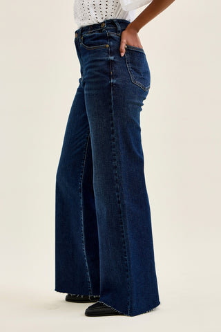 Lux Retro Wide With Adjustable Tabs