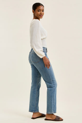 Kimberly Straight Fit (Medium Wash)