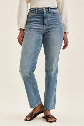 Kimberly Straight Fit (Medium Wash)