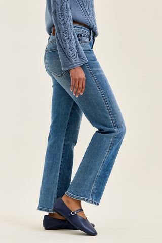 Lara Slim Straight Rigid Magic