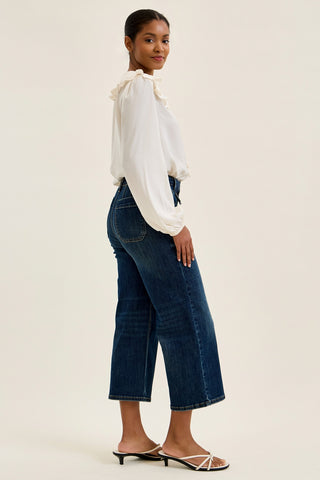 Dottie Utility Wide Crop