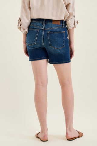 Daryl 2-Button Mid Length Dad Shorts