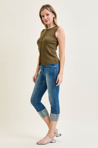 Kayla High Rise Tummy Control Back Shield Pockets & Cuff Capri