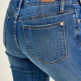 Abbey Relaxed Fit in Vintage Wash