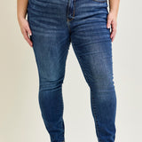 Ella Mid Rise Handsand Classic Skinny - PLUS