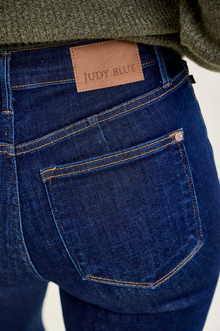 Kimberly Vintage & Back Darts Straight Leg Jeans
