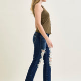 Lisse Mid Rise Ripped Straight Fit Jeans