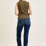 Lisse Mid Rise Ripped Straight Fit Jeans