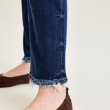 Lisse Mid Rise Ripped Straight Fit Jeans