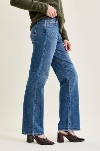 Kimberly V-Front Straight Jeans