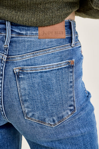 Kimberly V-Front Straight Jeans