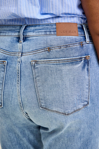 Stacy Vintage Vibes Slim Jeans with a Pocket Perk - PLUS