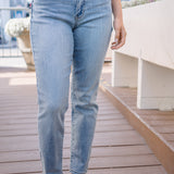 Stacy Vintage Vibes Slim Jeans with a Pocket Perk