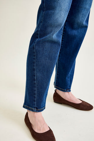 Kimberly Side Seam Detail Straight Jeans