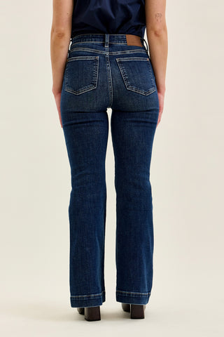 Charlotte Flare Jean (Petite)