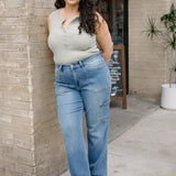 Clara High Rise 90 Straight Vibes - PLUS