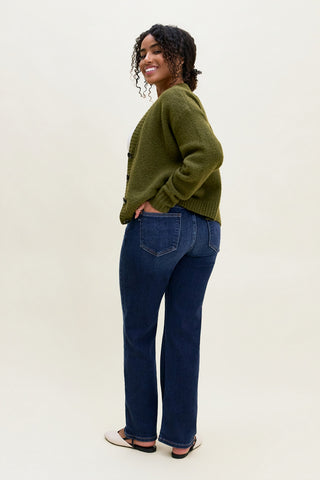 Kimberly Multi Inseam Straight Fit Jeans (Short)