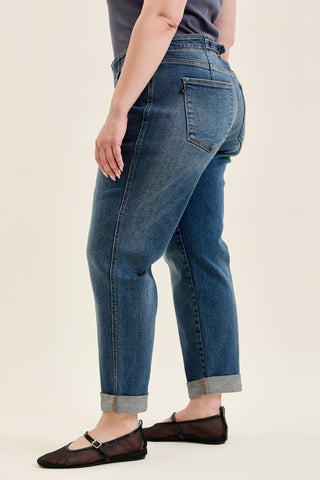 Billie Boyfriend With Adjustable Back Tab - PLUS