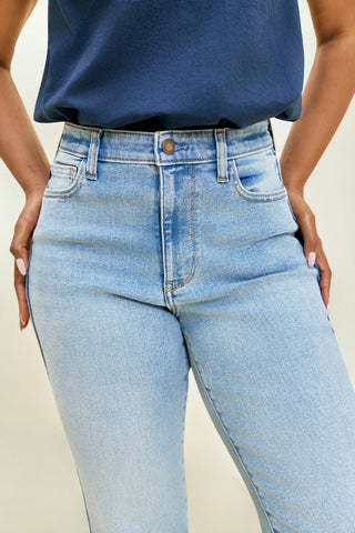 Kimberly Vintage Straight Fit