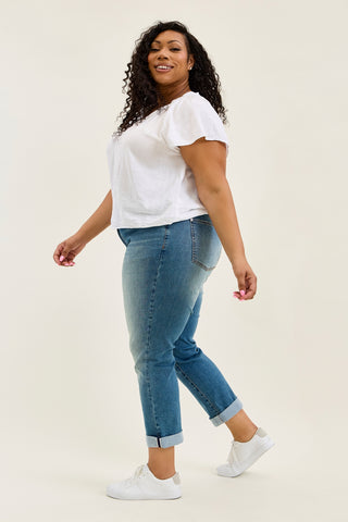 Billie Boyfriend With Cross-Back Belt Loops - PLUS