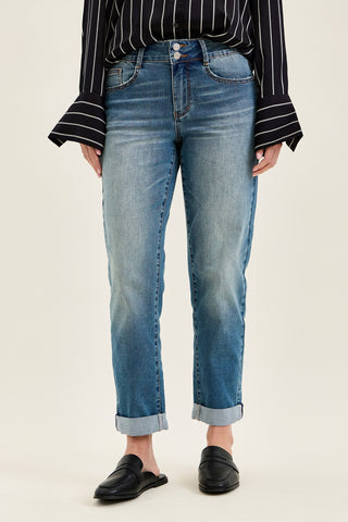 Billie Boyfriend With Cross-Back Belt Loops