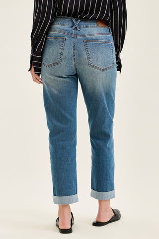 Billie Boyfriend With Cross-Back Belt Loops