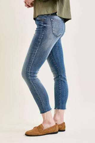 Chase High Rise Raw Hem Relaxed Fit