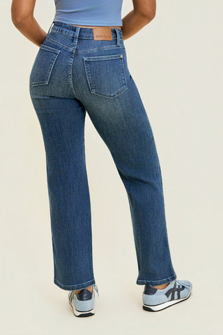 Kimberly Classic Straight Jean (Petite)
