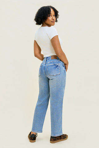 Kimberly Vintage Wash Straight Fit with Tummy Control (Petite)