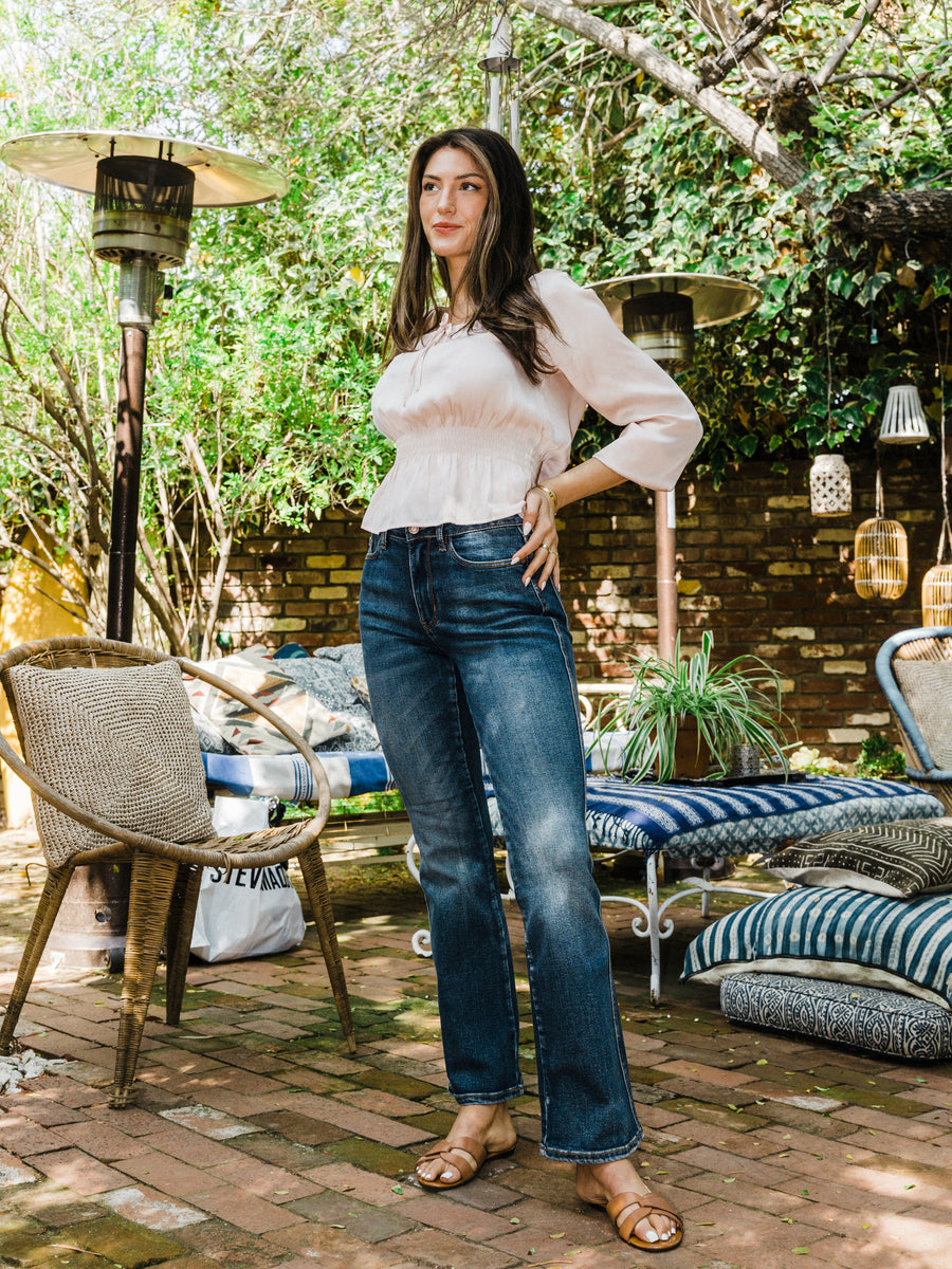 Caroline Mid-Rise Vintage Wash Rugged Bootcut