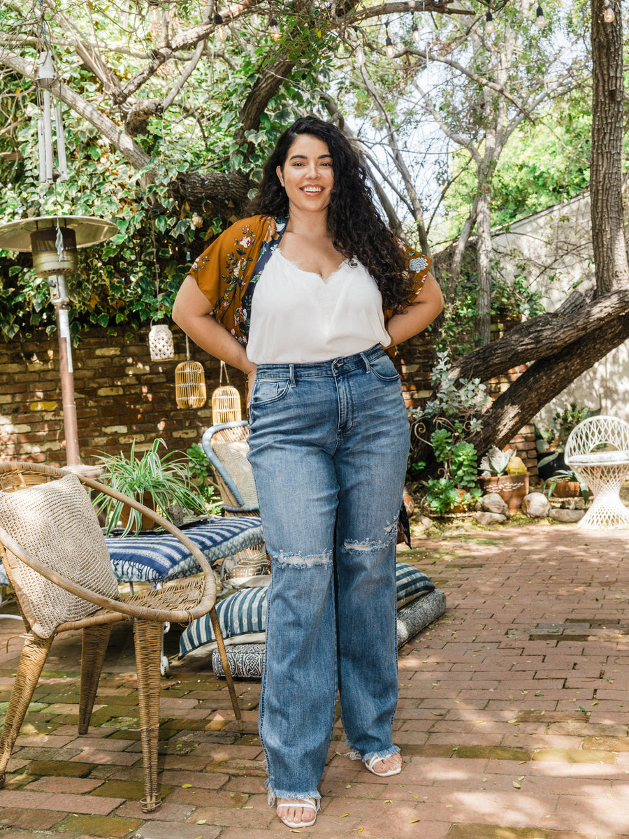 Indie High Waist Knee Destroyed Straight - PLUS