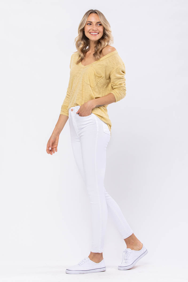 Kelly White Essential Skinny - PLUS