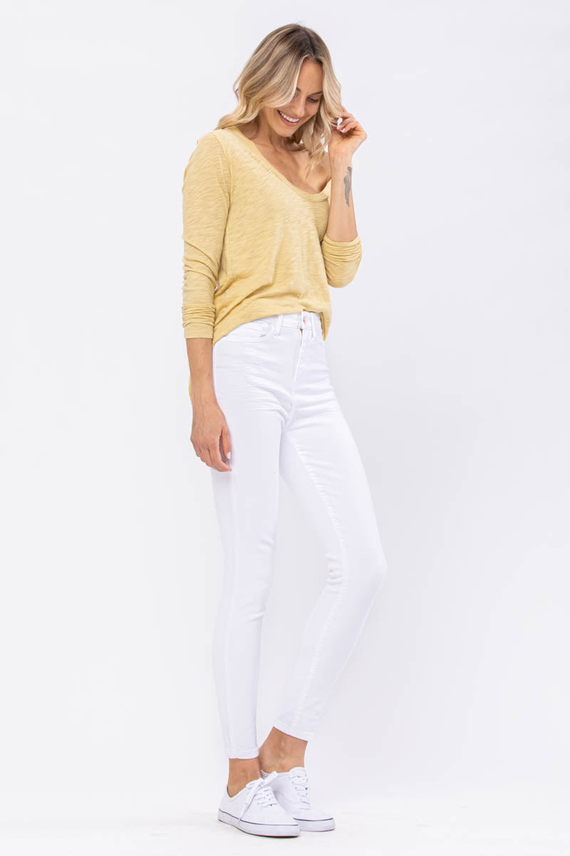 Kelly White Essential Skinny - PLUS