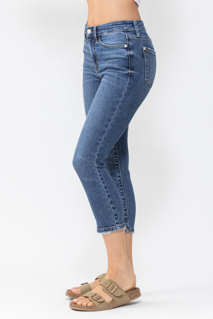 Carrie Basic No Distress Capri - PLUS