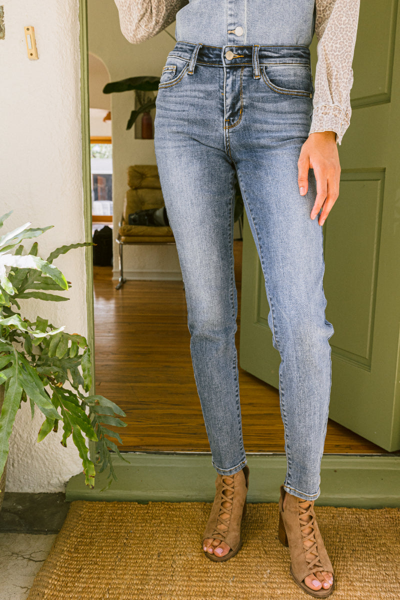 Tay Classic Handsand Slim Fit